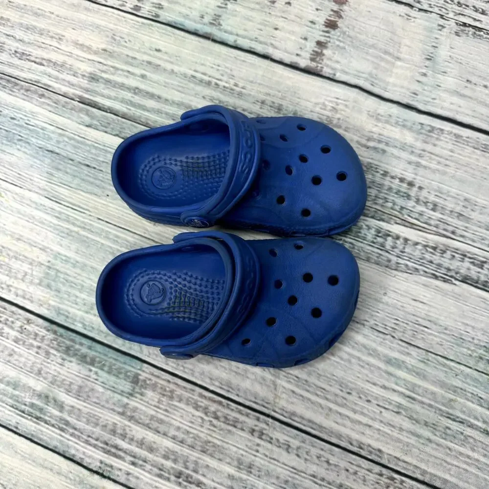 CROCS classic blue